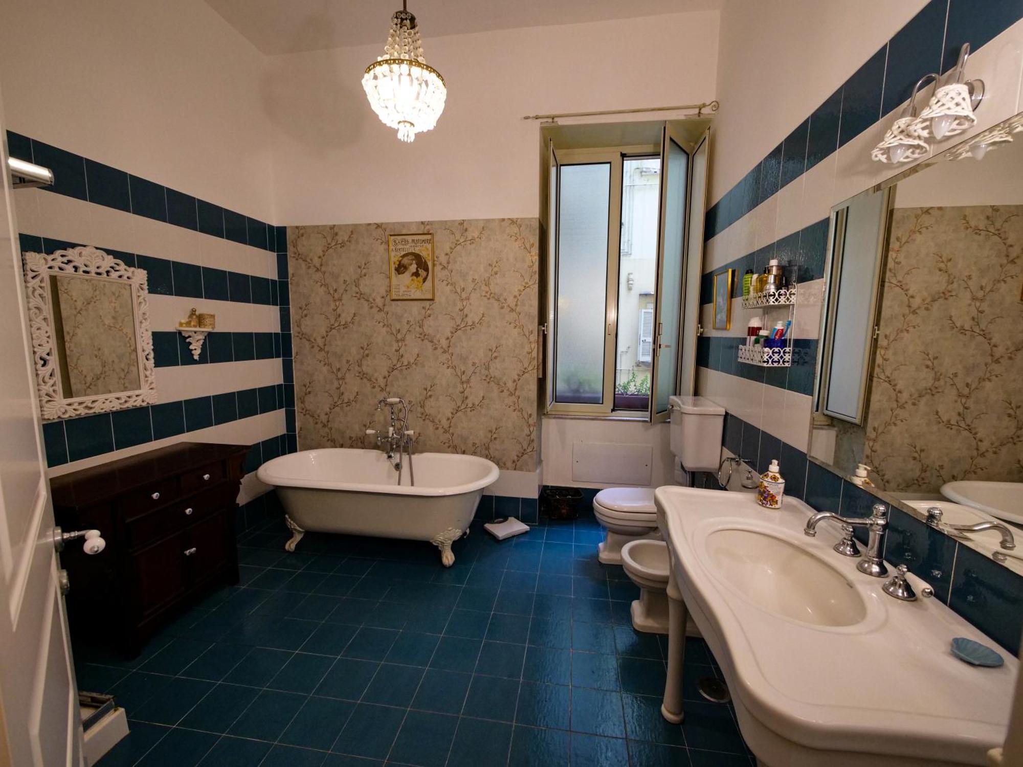 Salotto Sommer Bed & Breakfast Наполи Екстериор снимка