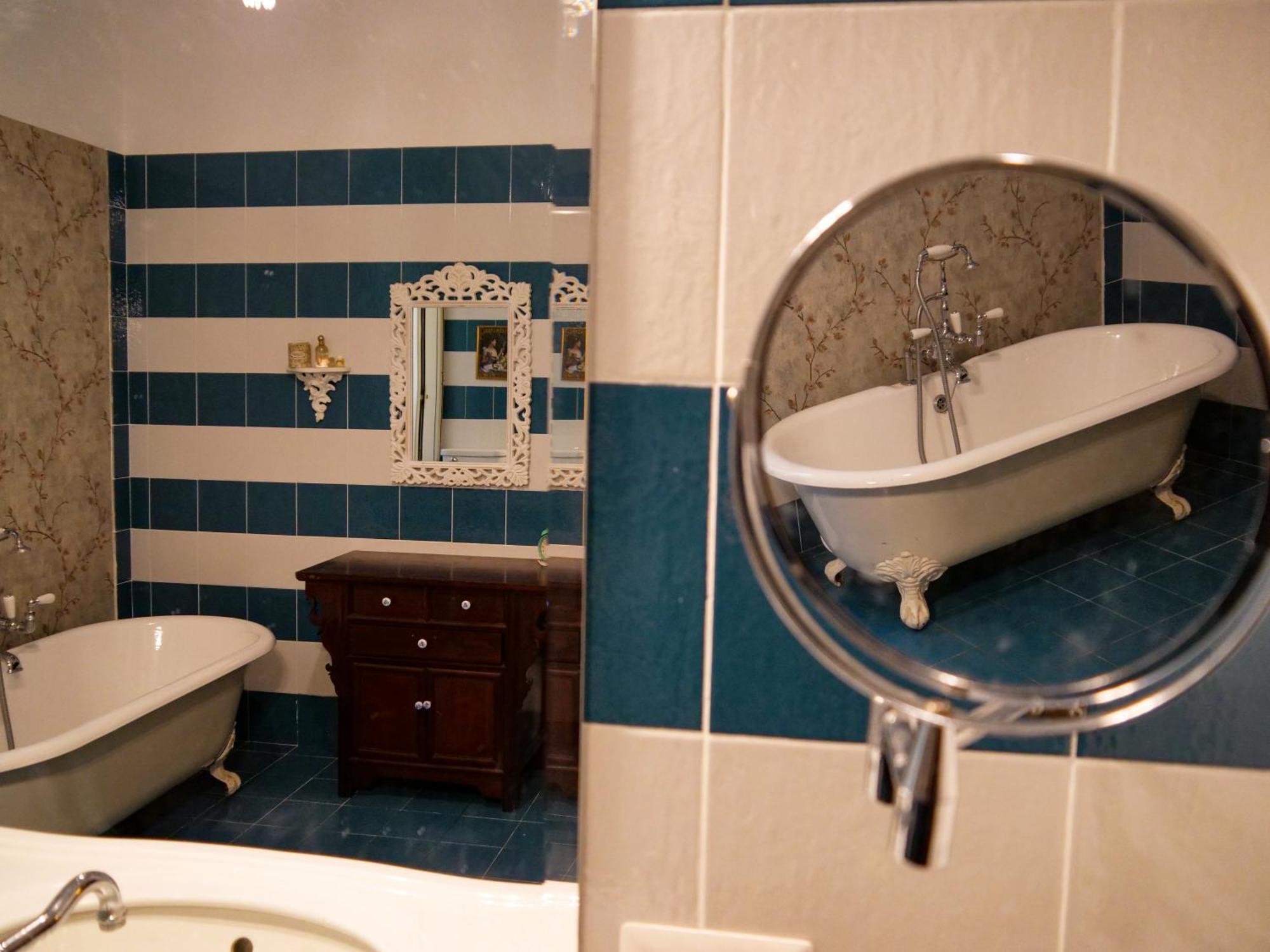 Salotto Sommer Bed & Breakfast Наполи Екстериор снимка