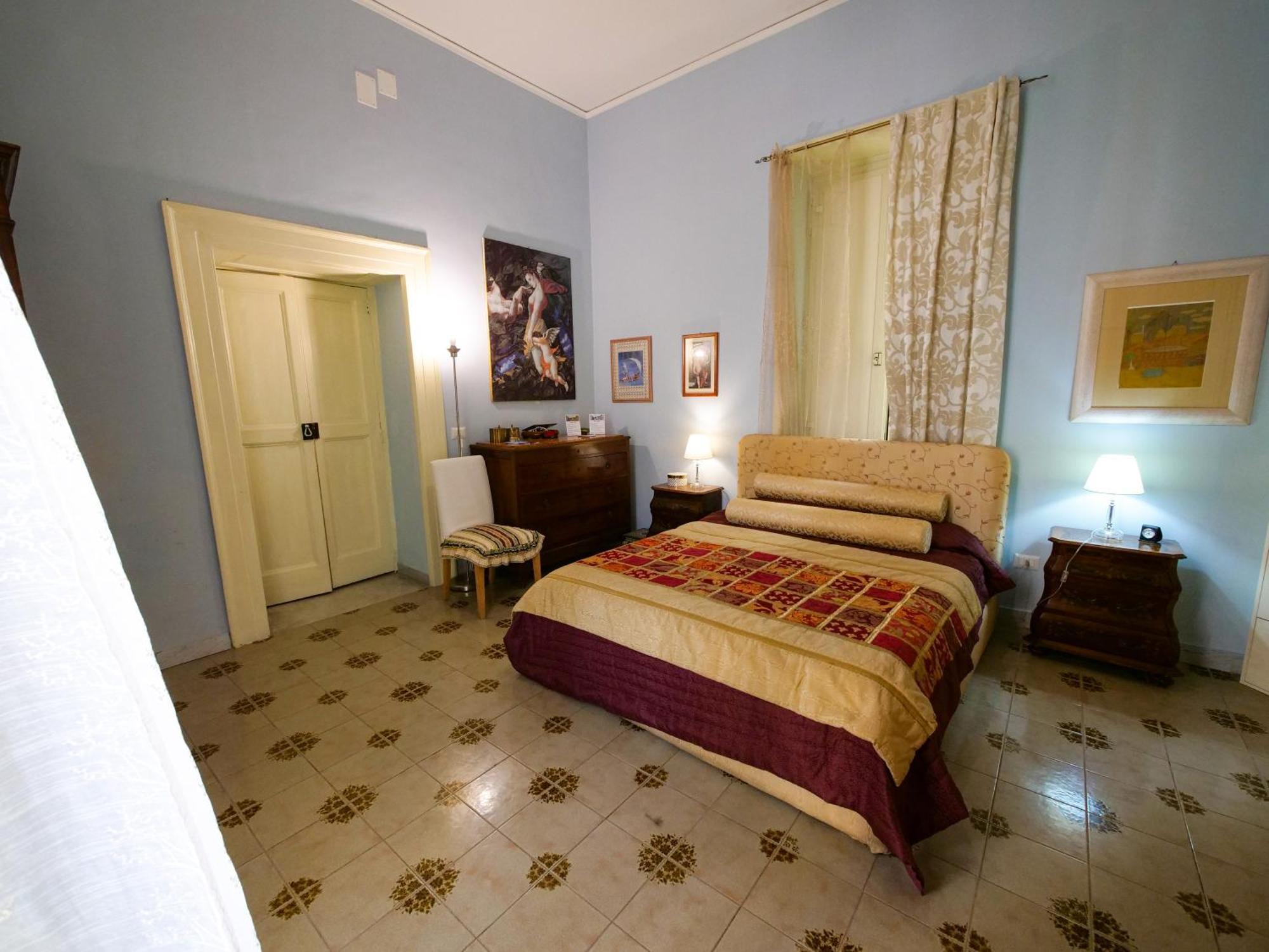 Salotto Sommer Bed & Breakfast Наполи Екстериор снимка