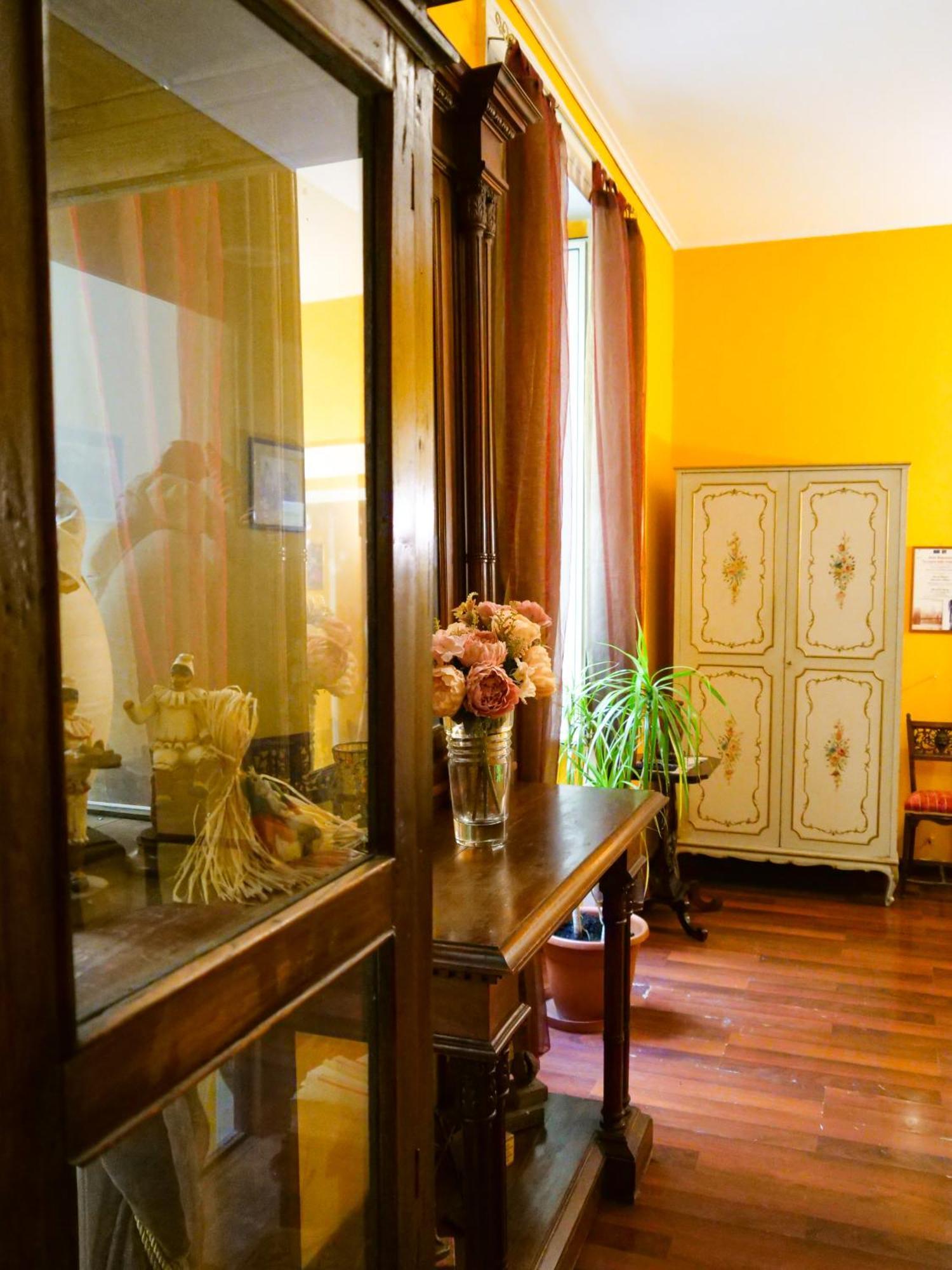 Salotto Sommer Bed & Breakfast Наполи Екстериор снимка